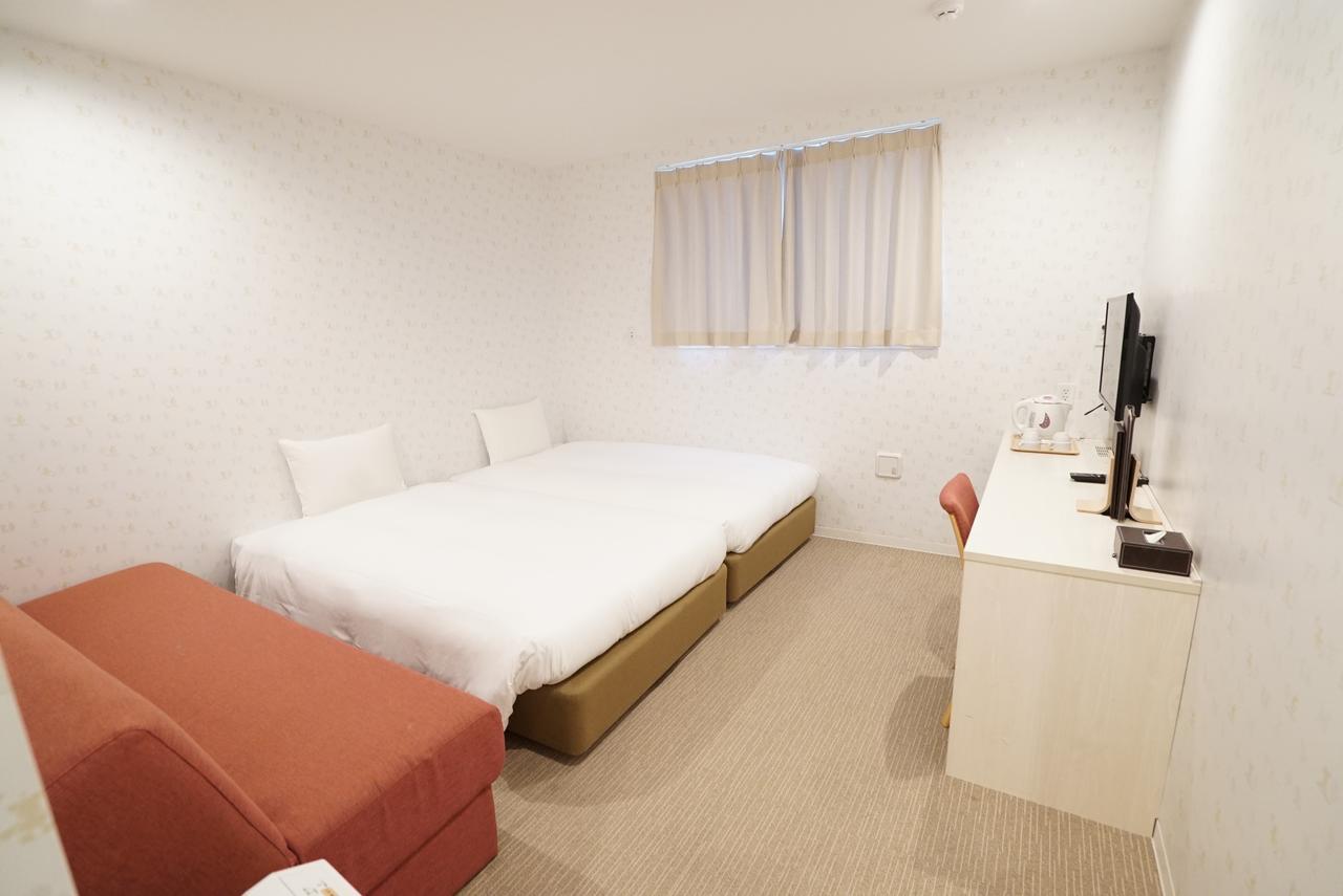 Urayasu Cvs Bay Hotel New Building מראה חיצוני תמונה