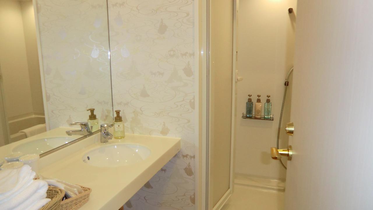 Urayasu Cvs Bay Hotel New Building מראה חיצוני תמונה